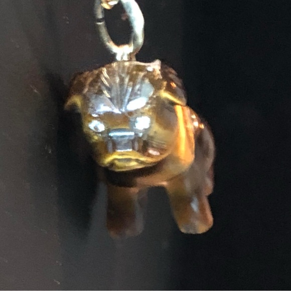 Antique fabrege dog pendent with diamond eyes in gold - Picture 10 of 16